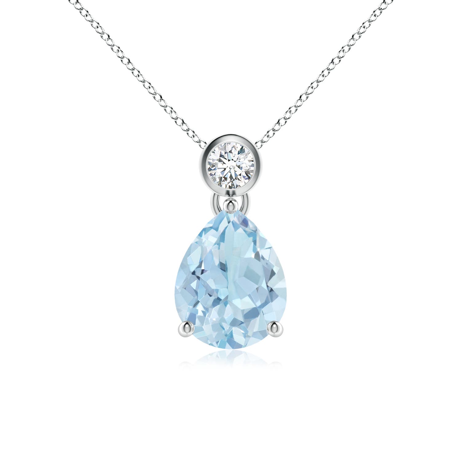 AA - Aquamarine / 1.36 CT / 14 KT White Gold