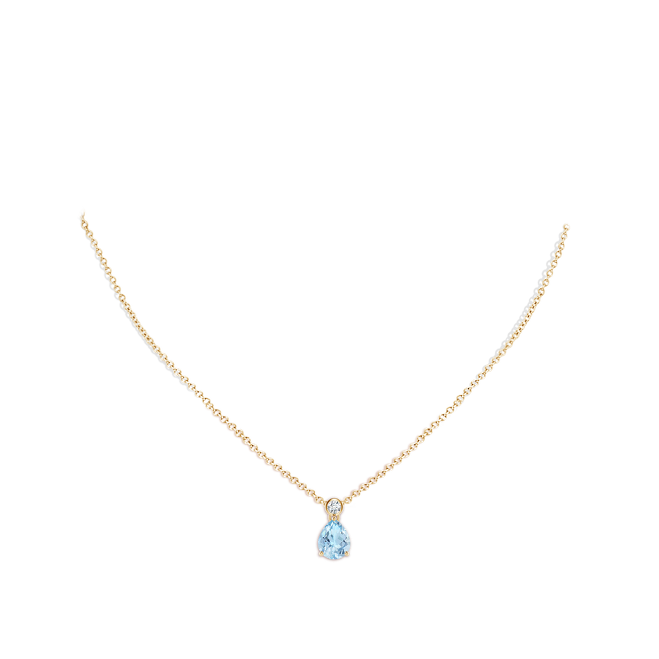 9x7mm AAA Pear Aquamarine Pendant with Bezel-Set Diamond in Yellow Gold pen