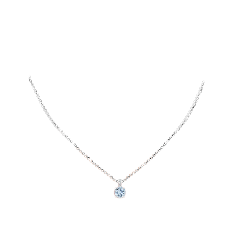 7mm A Prong-Set Round Aquamarine Pendant with Diamond Bale in White Gold pen