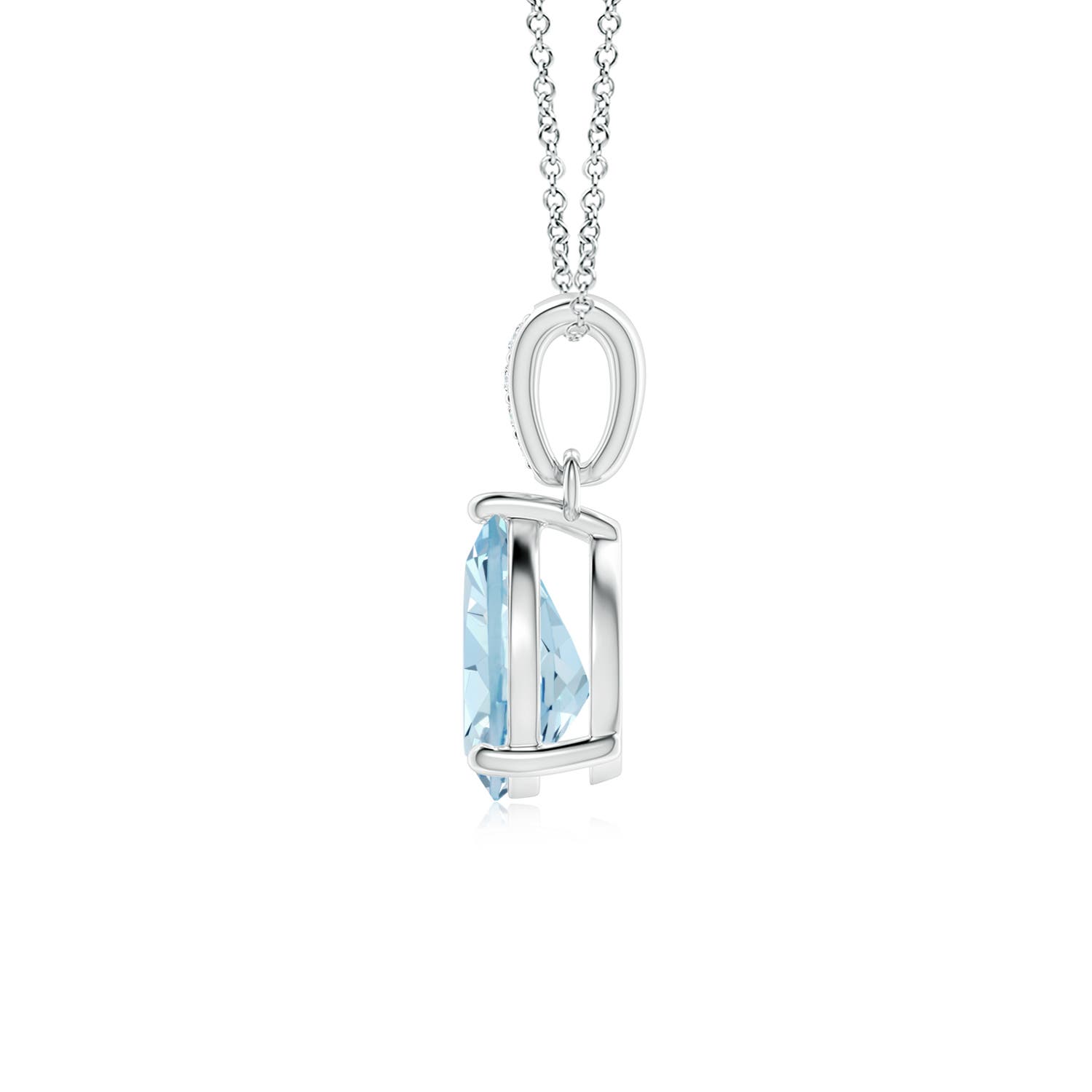 AA - Aquamarine / 0.87 CT / 14 KT White Gold