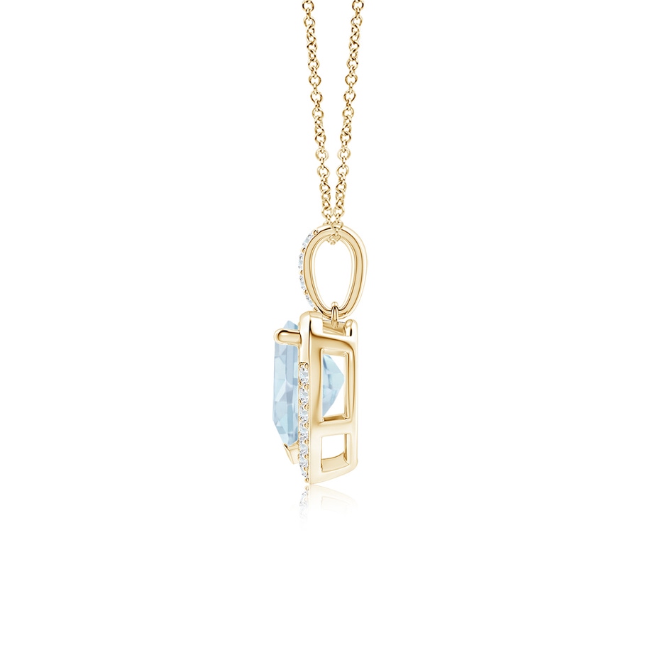 7mm A Heart-Shaped Aquamarine Halo Pendant in Yellow Gold side 199
