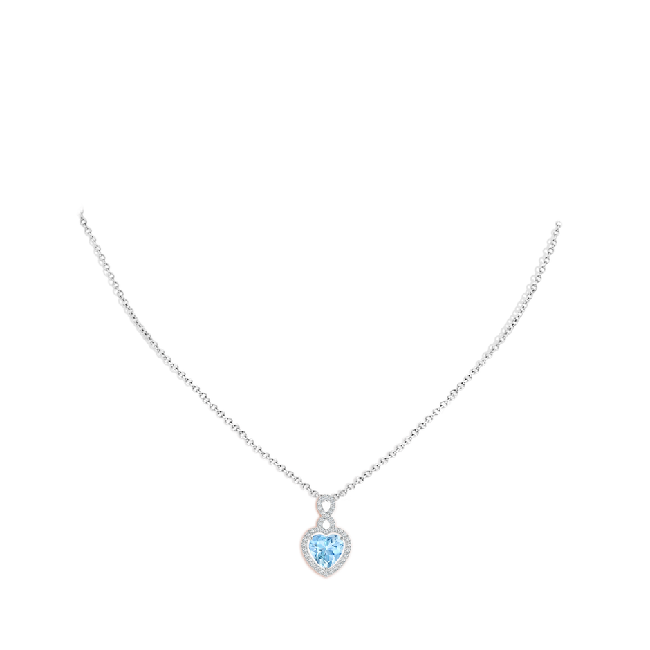 8mm AAAA Aquamarine Infinity Heart Pendant with Diamond Halo in P950 Platinum pen