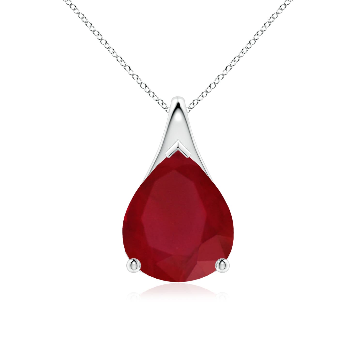 AA - Ruby / 5 CT / 18 KT White Gold