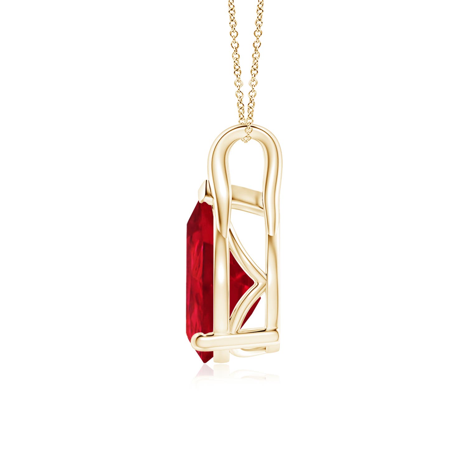 AAA - Ruby / 5 CT / 18 KT Yellow Gold