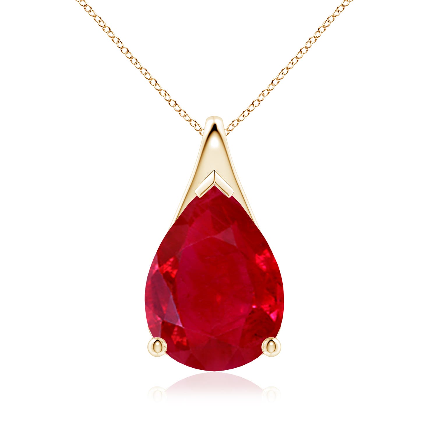 AAA - Ruby / 7.9 CT / 18 KT Yellow Gold