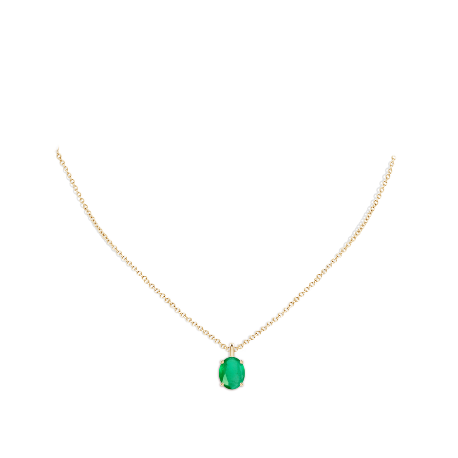 10x8mm A Solitaire Oval Emerald Classic Pendant in Yellow Gold pen