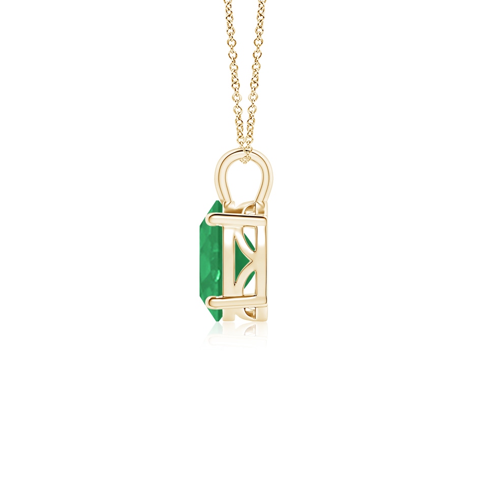 9x7mm A Solitaire Oval Emerald Classic Pendant in Yellow Gold side 199