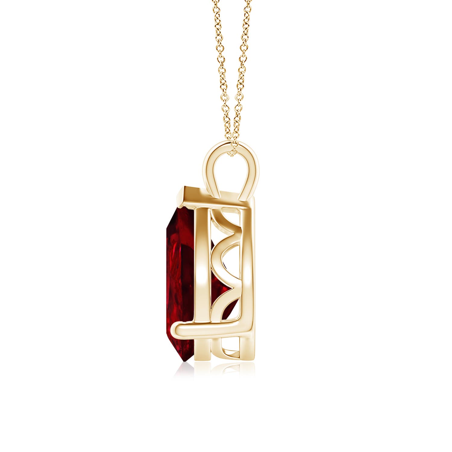 AAAA - Ruby / 5 CT / 18 KT Yellow Gold