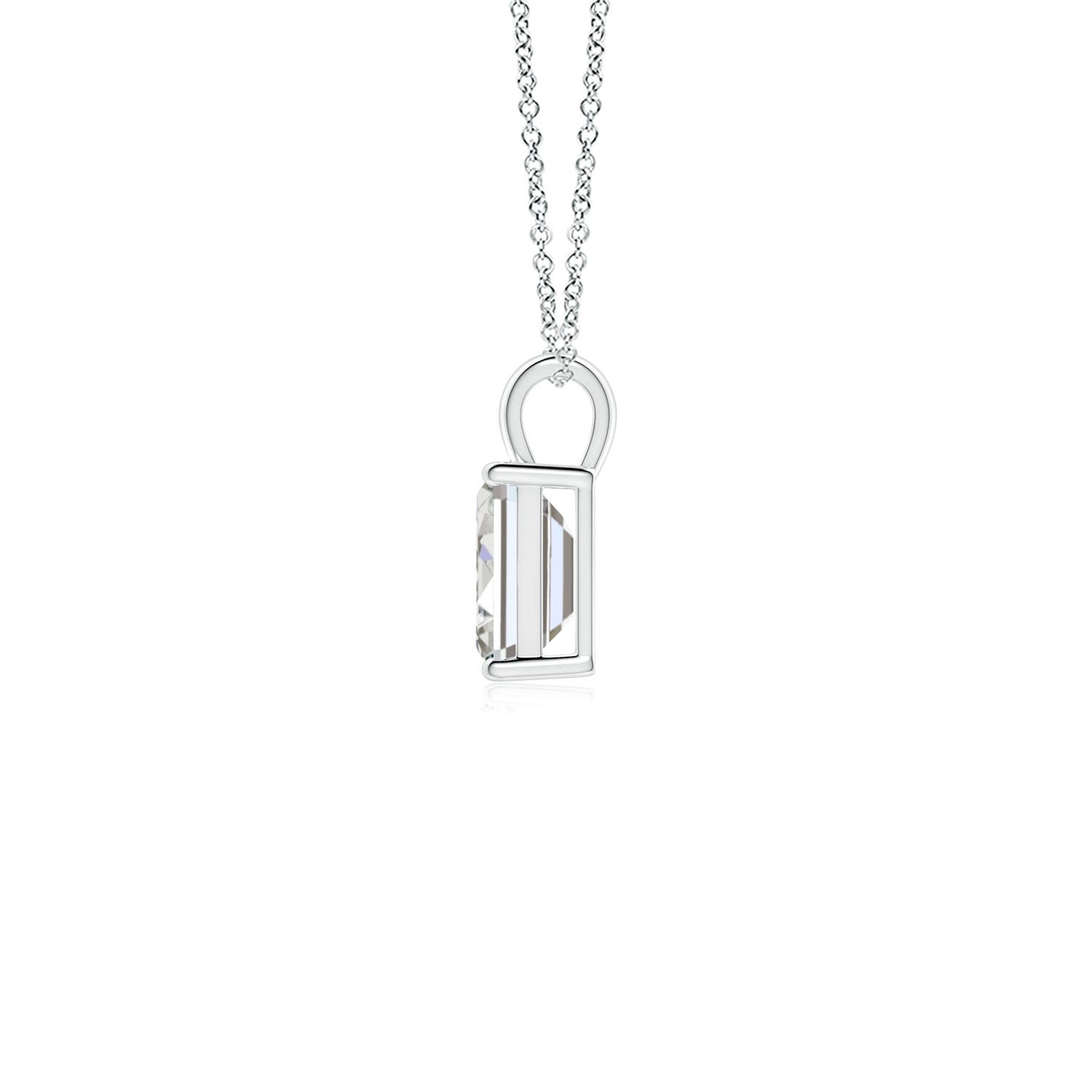 I-J, I1-I2 / 0.7 CT / 18 KT White Gold