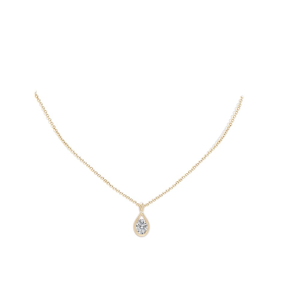 Solitaire Oval Diamond Twist Bale Pendant