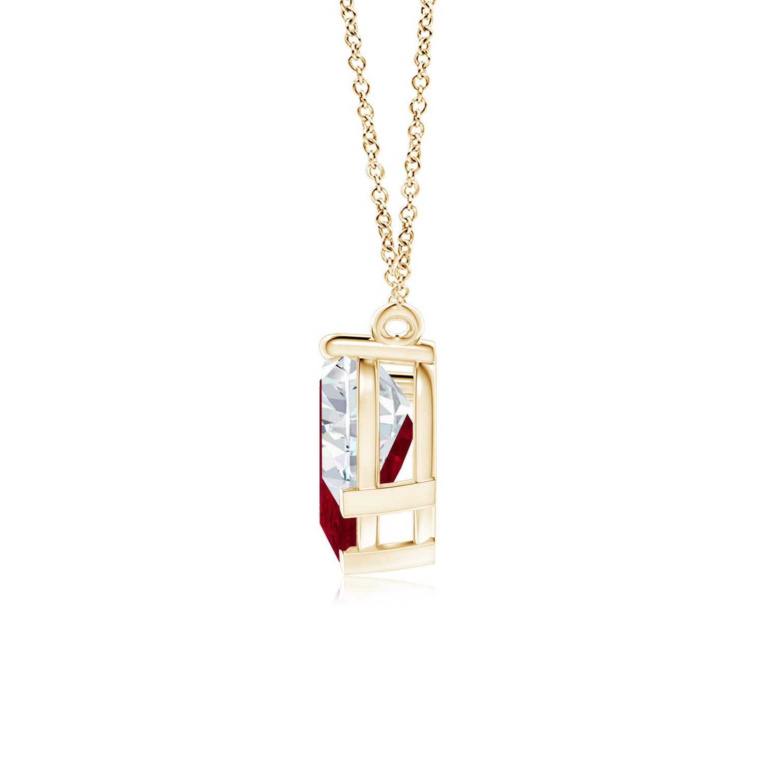 AA - Ruby / 5.1 CT / 18 KT Yellow Gold