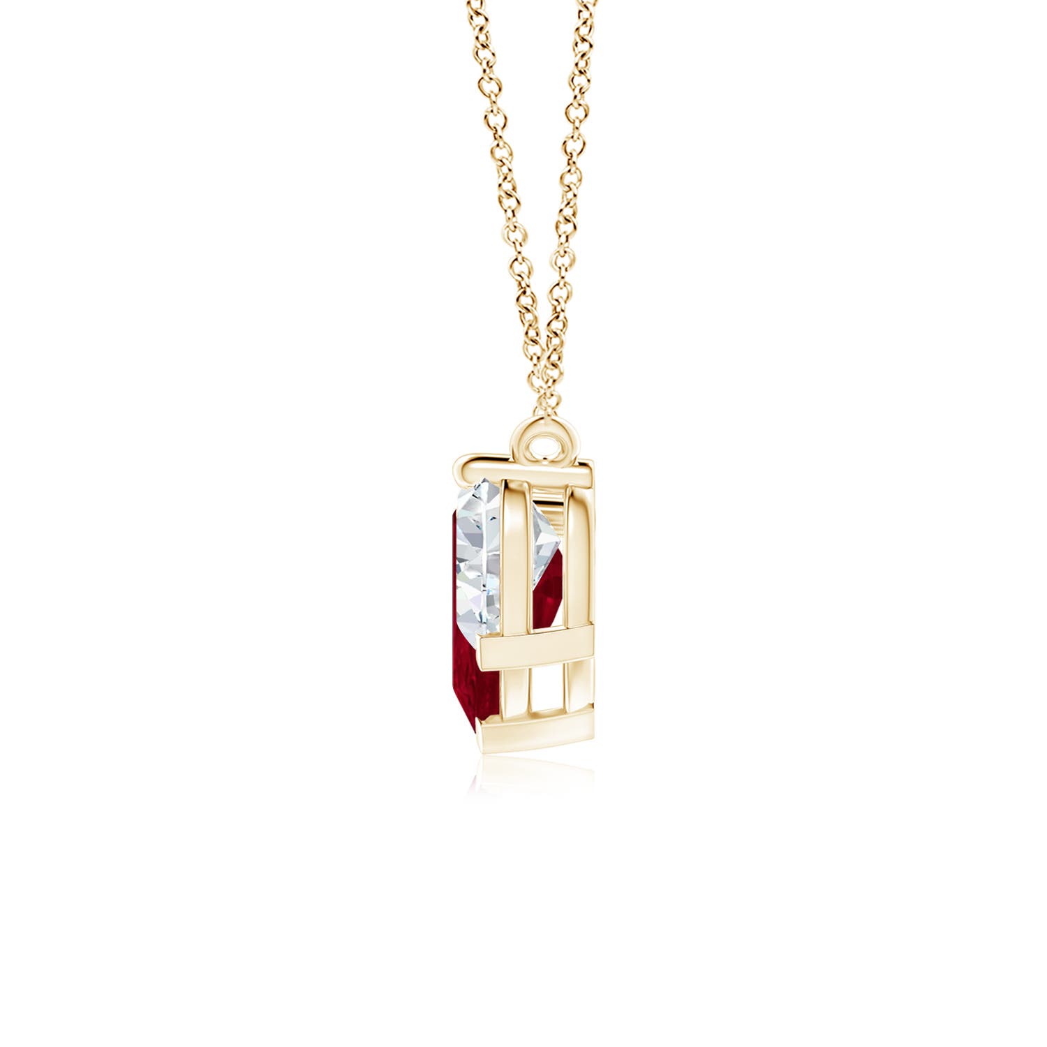 AA - Ruby / 3.32 CT / 18 KT Yellow Gold