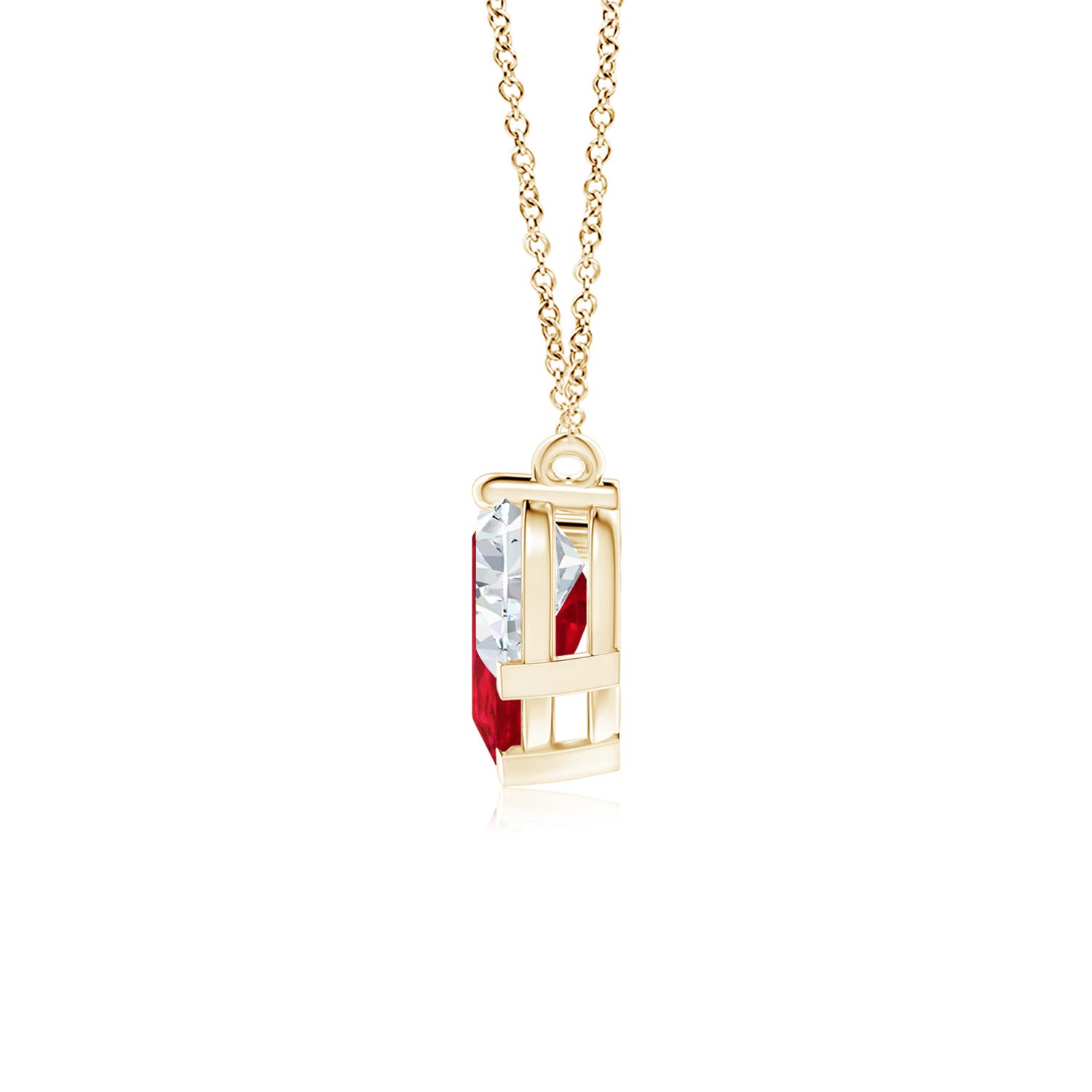 AAA - Ruby / 3.32 CT / 18 KT Yellow Gold