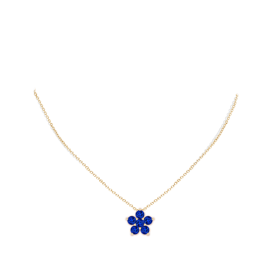 5mm AAAA Round Blue Sapphire Floral Cluster Pendant in Yellow Gold pen