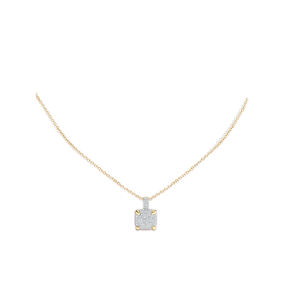 2.2mm GVS2 Claw Prong Diamond Clustre Cushion Pendant in 18K Yellow Gold pen