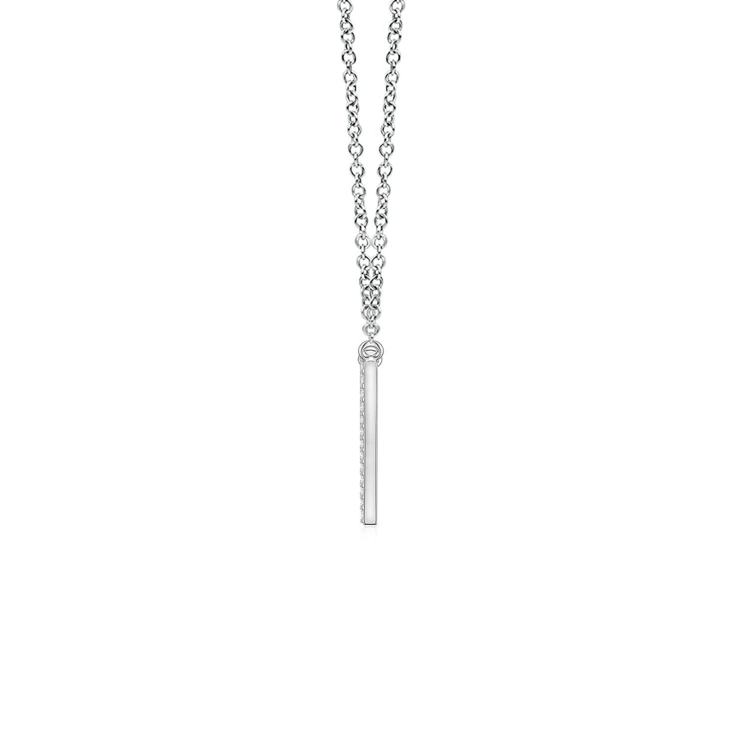 0.9mm GVS2 Pavé Diamond Elongated Heart Pendant in White Gold