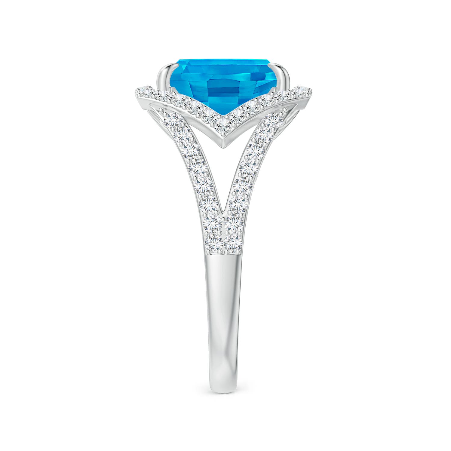 AAAA - Swiss Blue Topaz / 6.12 CT / 14 KT White Gold