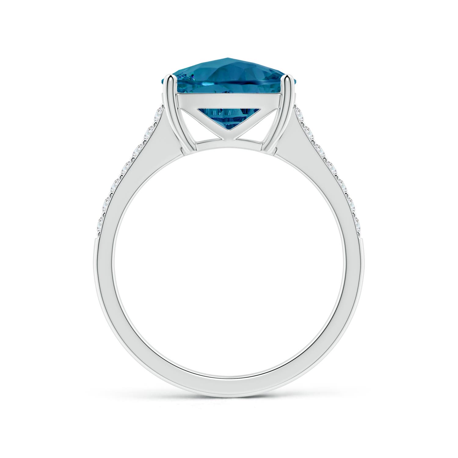 AAAA - London Blue Topaz / 4.4 CT / 14 KT White Gold