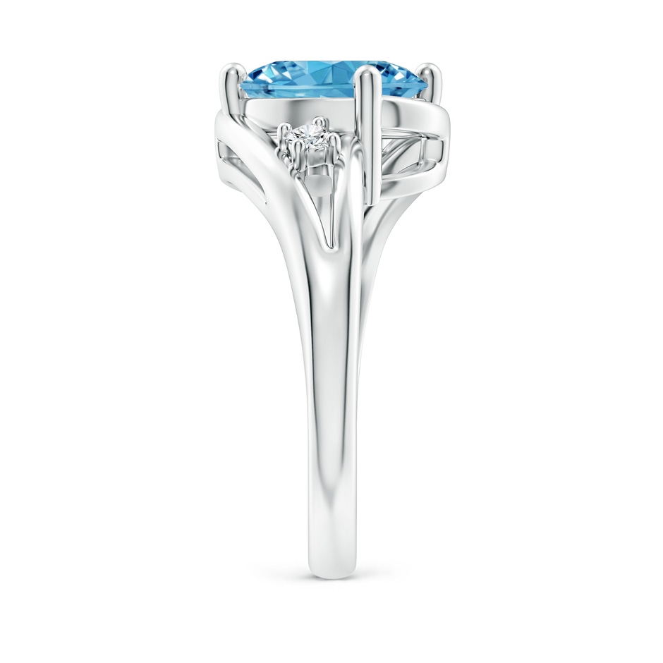 10x8mm Labgrown Lab-Grown Fancy Intense Blue and White Diamond Split Shank Ring in P950 Platinum side 299