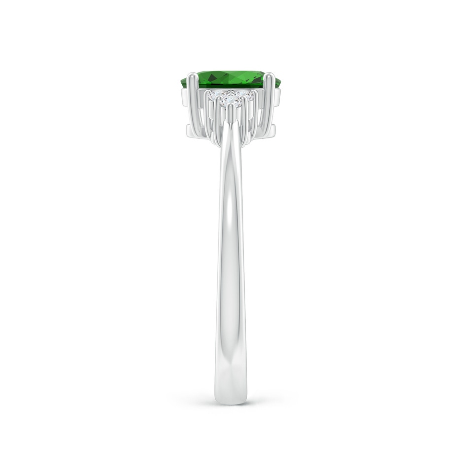 7x5mm Labgrown Lab-Grown Solitaire Oval Emerald Ring with Trio Diamond Accents in P950 Platinum side 299