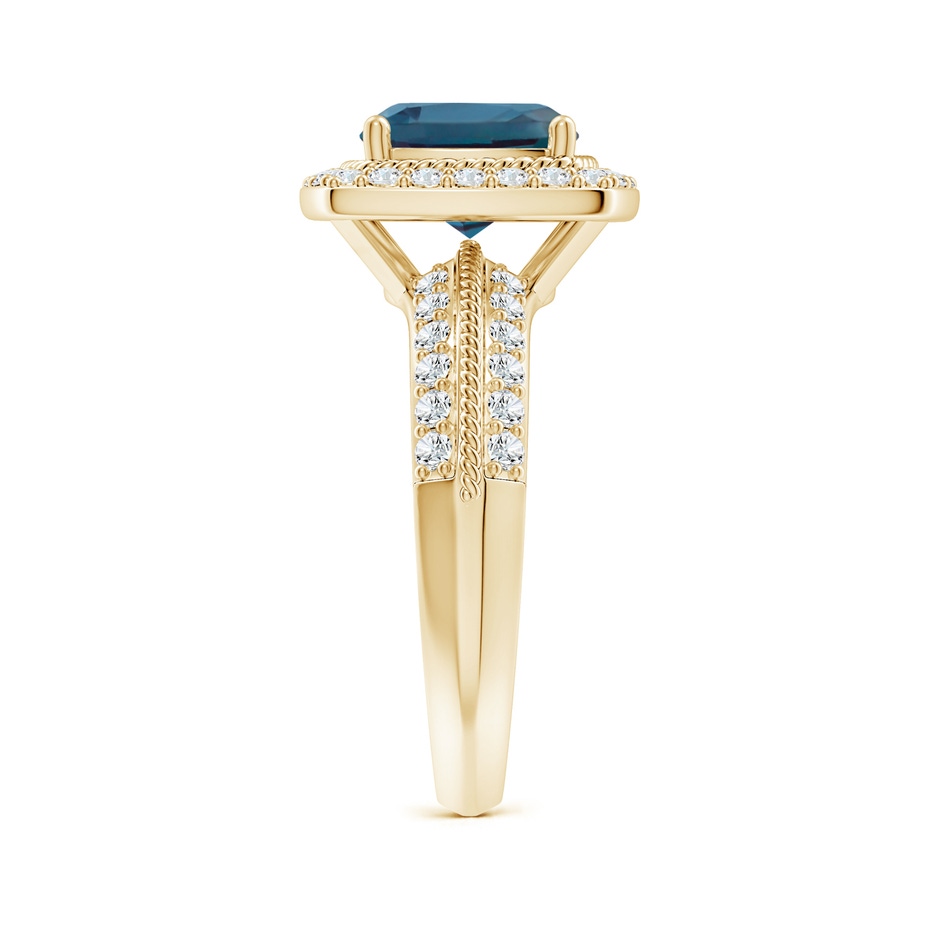 8mm Labgrown Twisted Rope Cushion Lab-Grown Alexandrite Halo Ring in Yellow Gold side 299