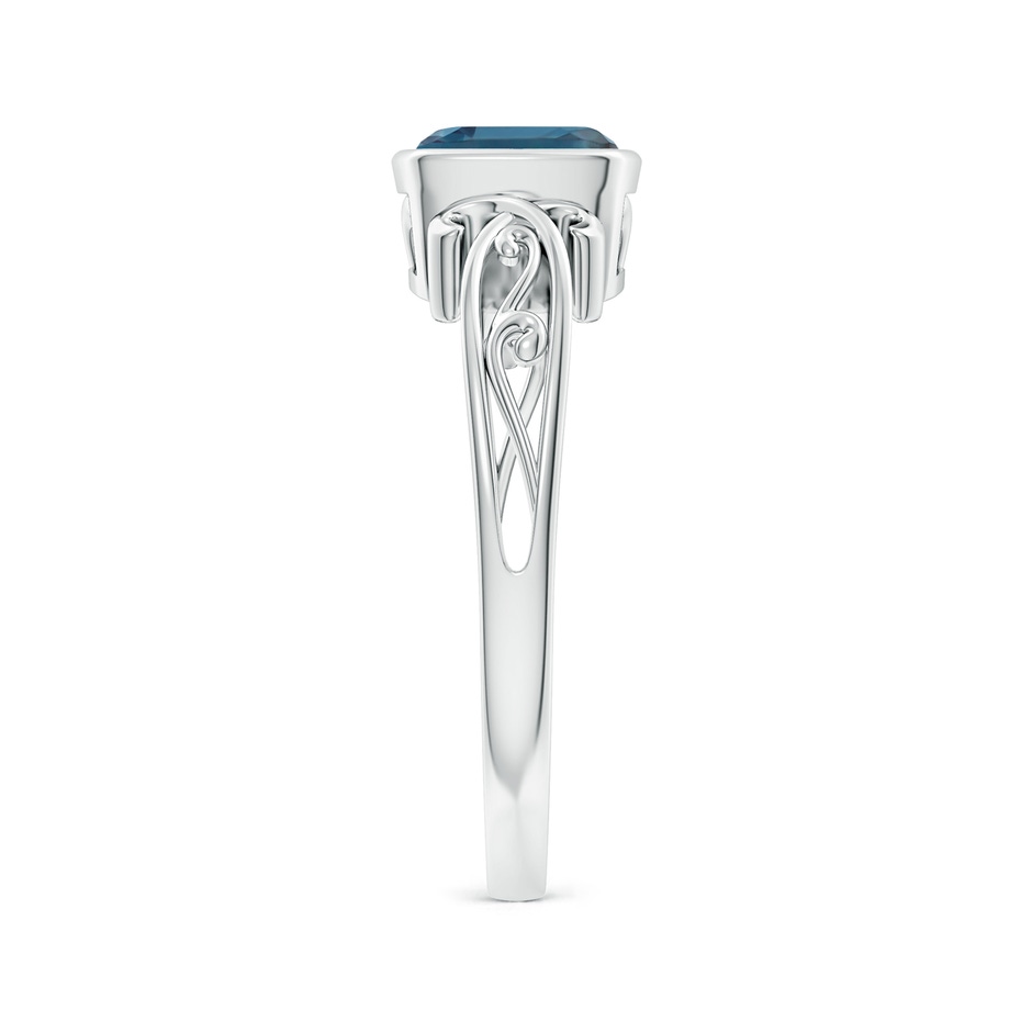 6mm Labgrown Vintage Style Cushion Lab-Grown Alexandrite Solitaire Ring in P950 Platinum side 299