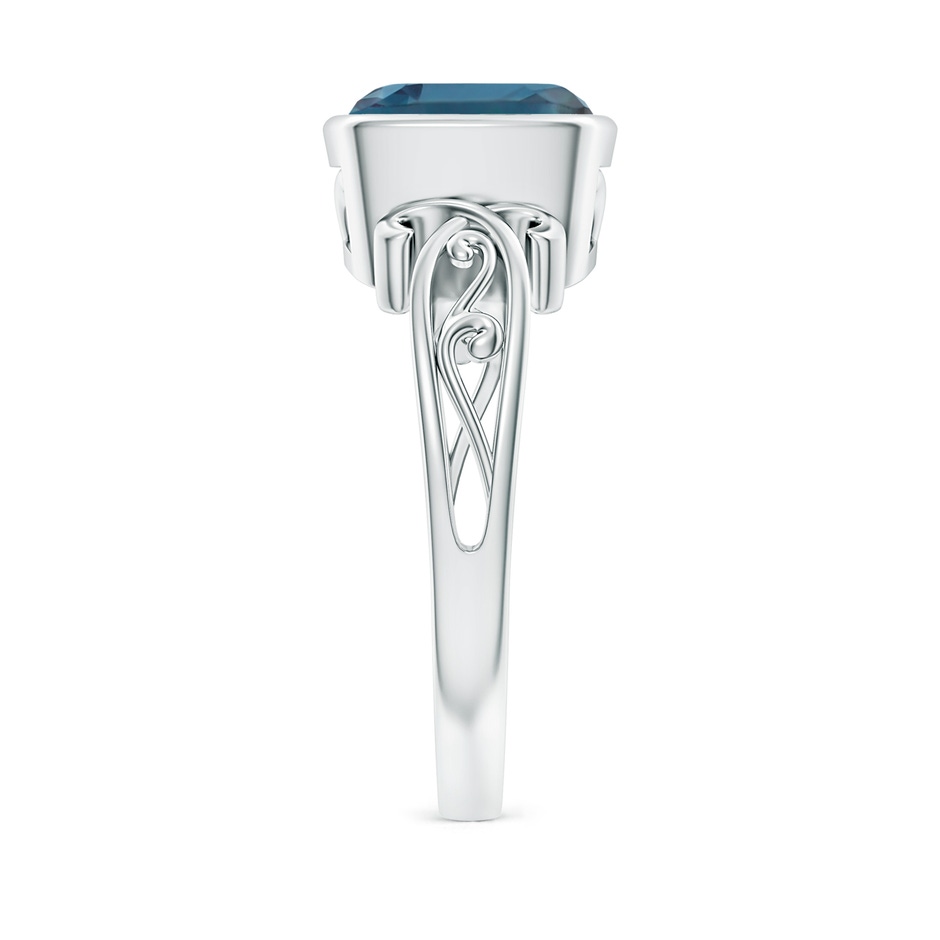 8mm Labgrown Vintage Style Cushion Lab-Grown Alexandrite Solitaire Ring in White Gold side 299