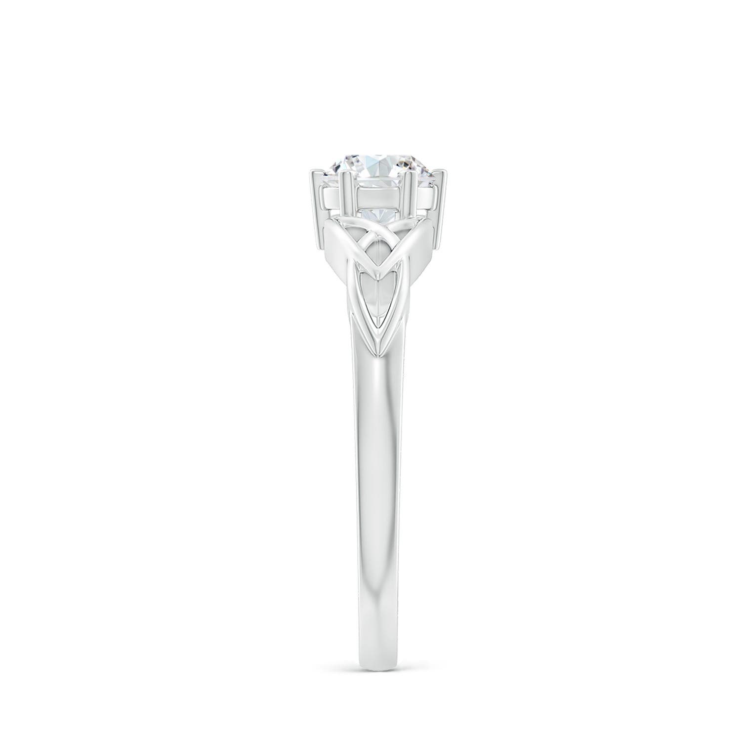 F-G, VS / 0.47 CT / 14 KT White Gold