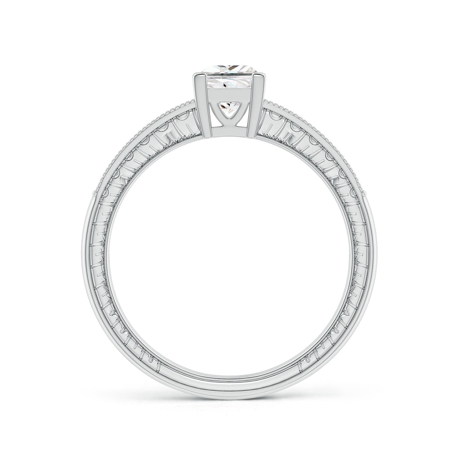 F-G, VS / 0.69 CT / 14 KT White Gold