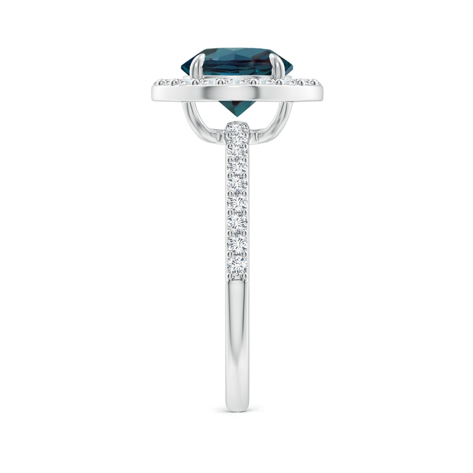 8mm Labgrown Vintage Style Claw-Set Round Lab-Grown Alexandrite Halo Ring in White Gold side 299