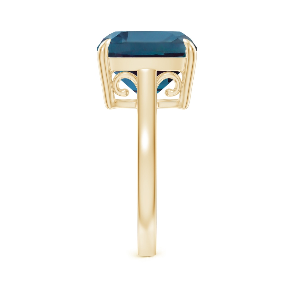 12mm Labgrown Classic Solitaire Cushion Lab-Grown Alexandrite Cocktail Ring in Yellow Gold side 299