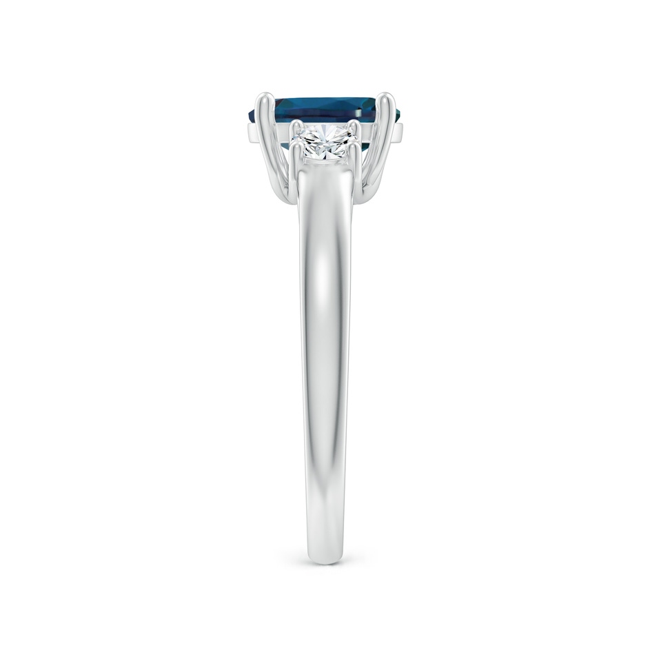 8x6mm Labgrown Oval Lab-Grown Alexandrite Ring with Diamond Accents in P950 Platinum side 299