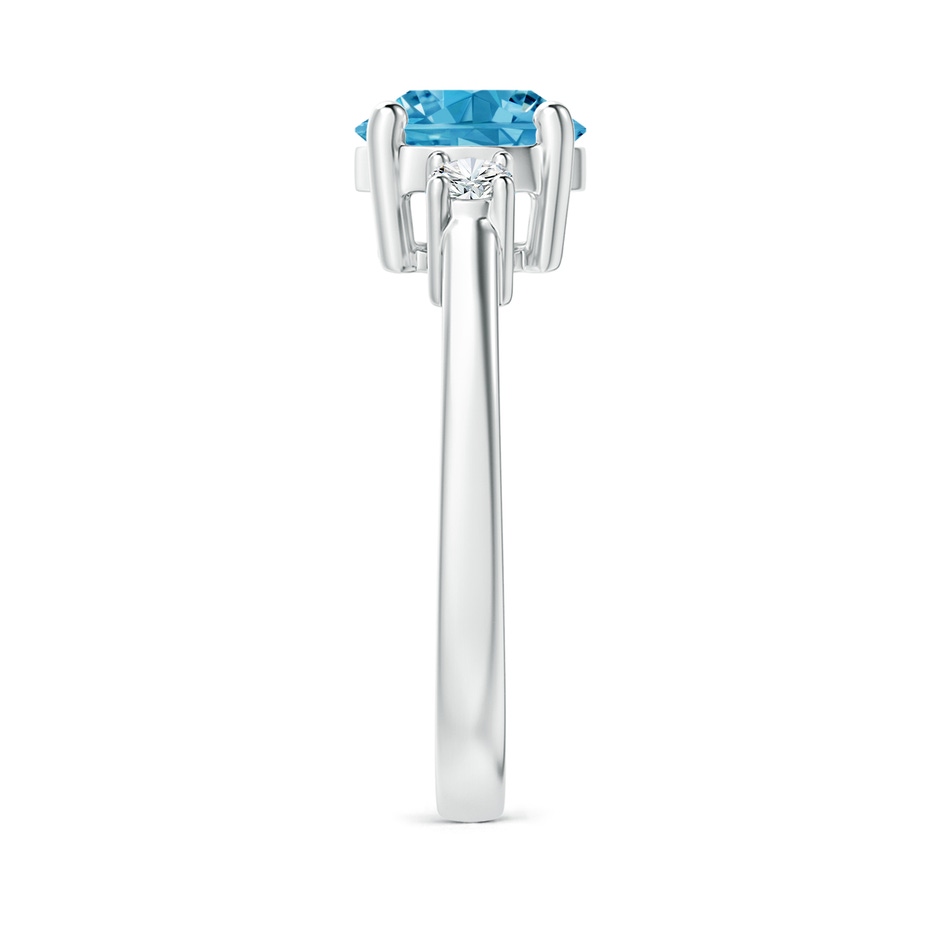 7.8mm Labgrown Prong-Set Round 3 Stone Lab-Grown Fancy Intense Blue and White Diamond Ring in P950 Platinum side 299
