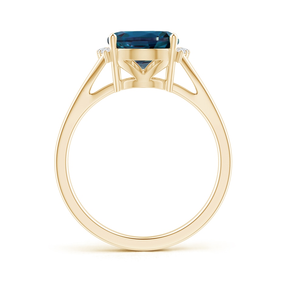 10x8mm Labgrown Oval Lab-Grown Alexandrite Split Shank Ring with Diamond Collar in 18K Yellow Gold side 199