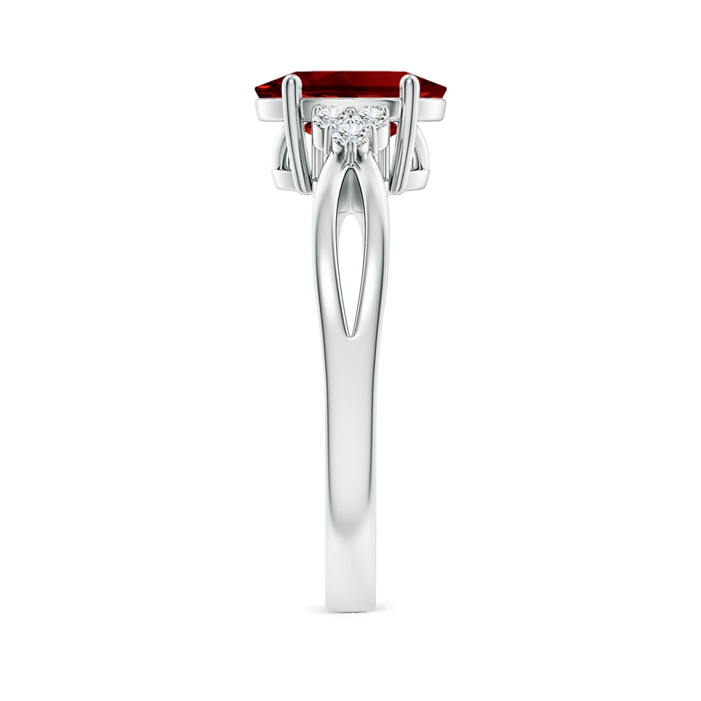 9x7mm Labgrown Lab-Grown Solitaire Oval Ruby Split Shank Ring with Trio Lab Diamonds in White Gold Side 299