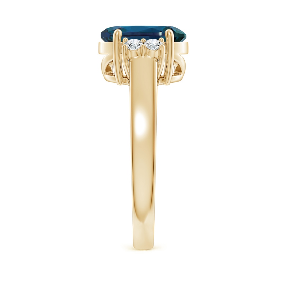 10x8mm Labgrown Oval-Shaped Lab-Grown Alexandrite Solitaire Ring with Diamond Accents in 18K Yellow Gold side 299