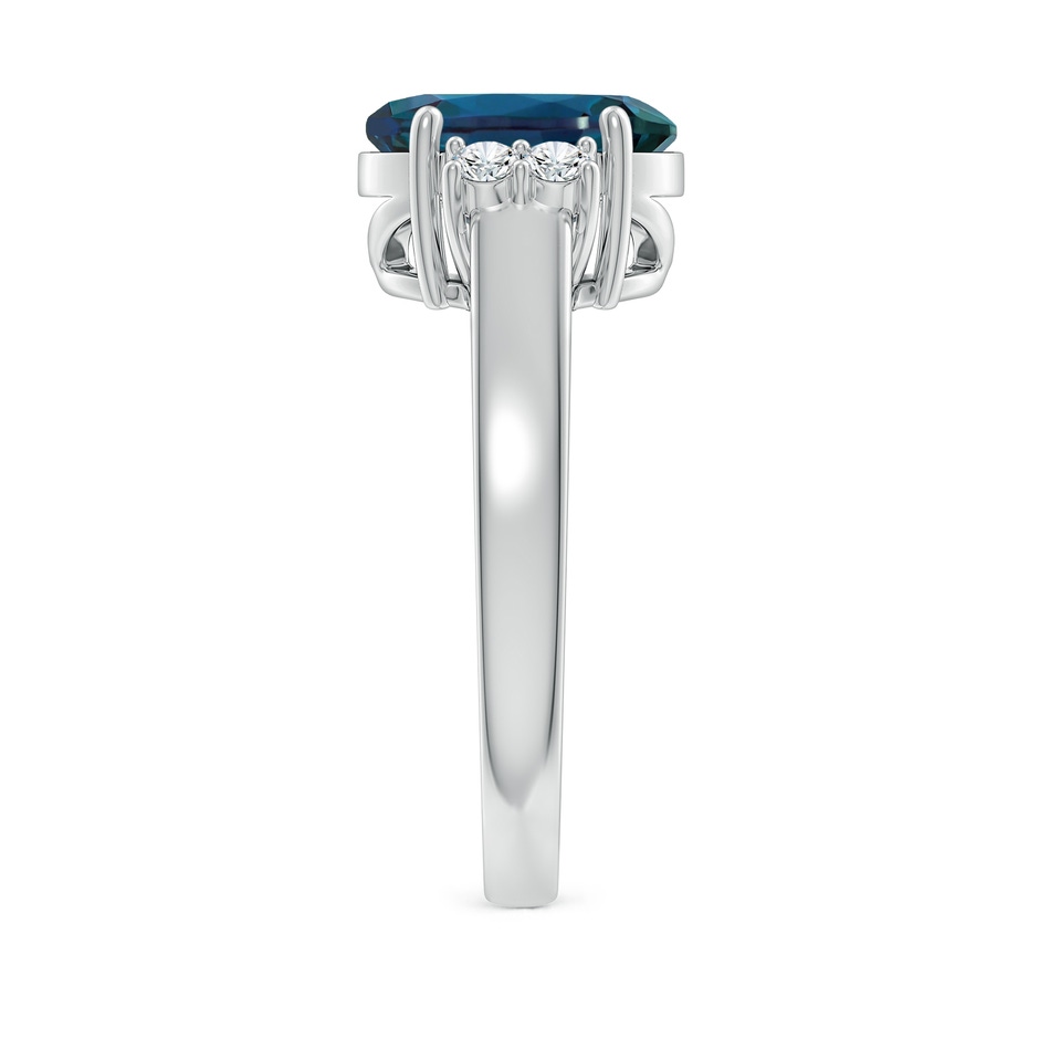 10x8mm Labgrown Oval-Shaped Lab-Grown Alexandrite Solitaire Ring with Diamond Accents in White Gold side 299
