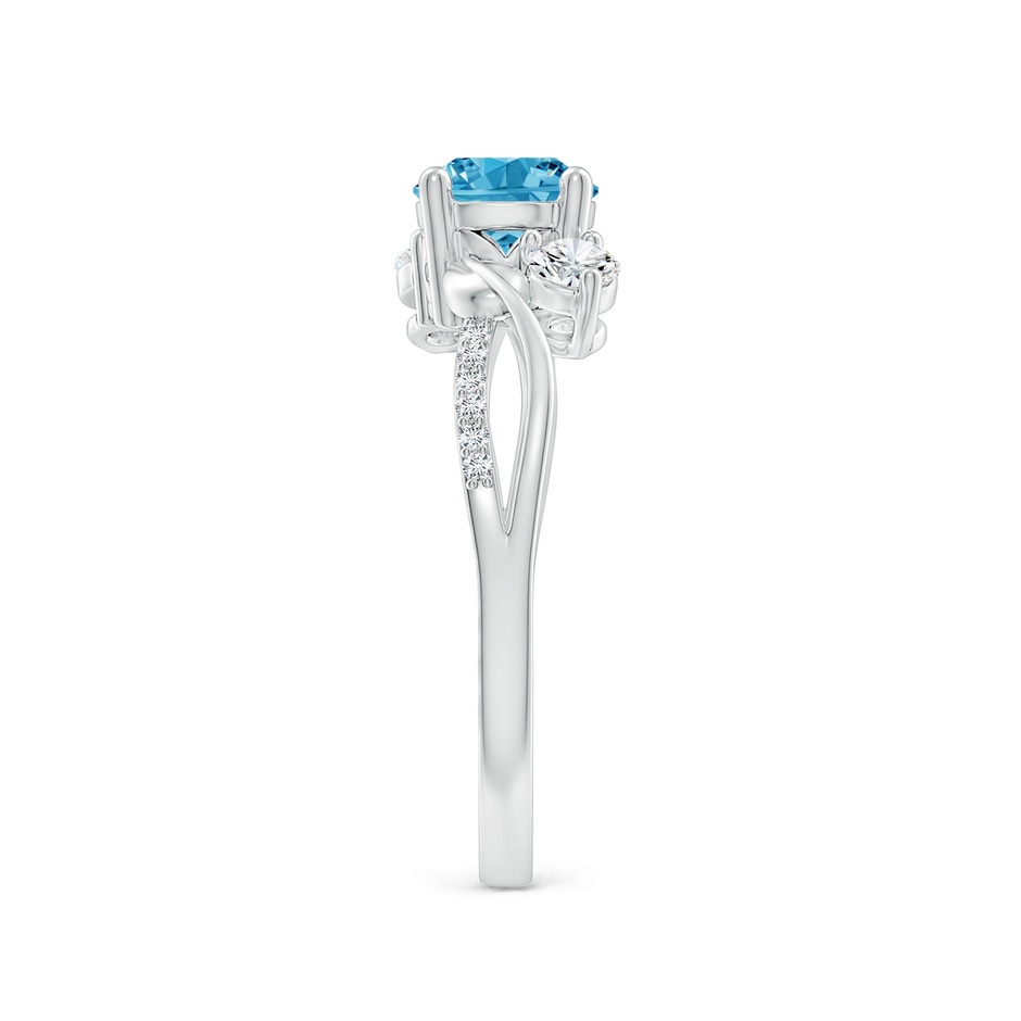 6mm Labgrown Lab-Grown Fancy Intense Blue and White Diamond Twisted Vine Ring in P950 Platinum side 299