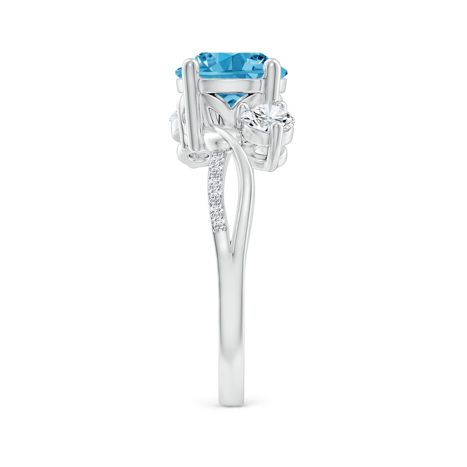 8mm Labgrown Lab-Grown Fancy Intense Blue and White Diamond Twisted Vine Ring in P950 Platinum side 299
