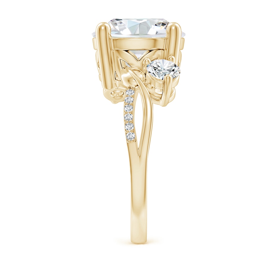 11.1mm FGVS Lab-Grown Three Stone Diamond Twisted Vine Ring in Yellow Gold side 299