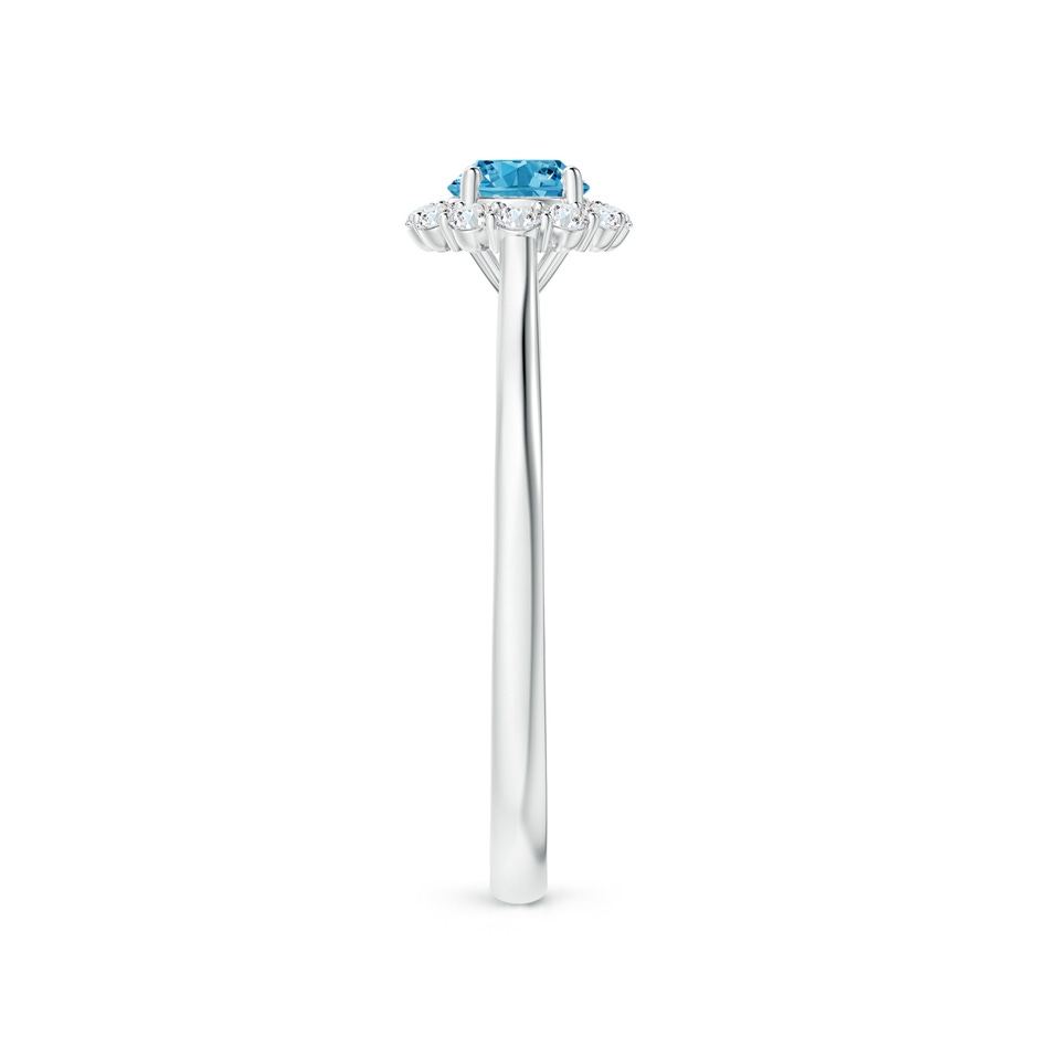 4.5mm Labgrown Classic Round Lab-Grown Fancy Intense Blue Diamond Scalloped Halo Ring in White Gold side 299