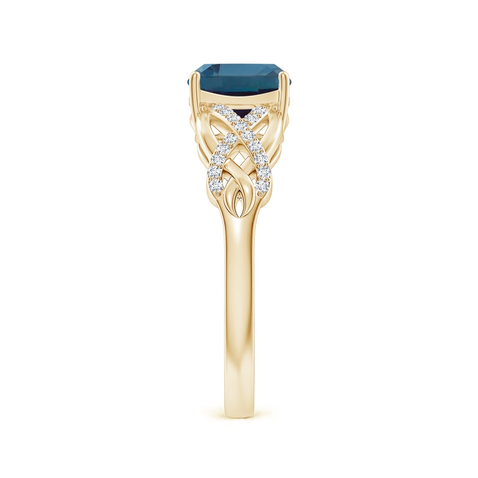 7mm Labgrown Criss Cross Shank Cushion Lab-Grown Alexandrite Engagement Ring in Yellow Gold side 299