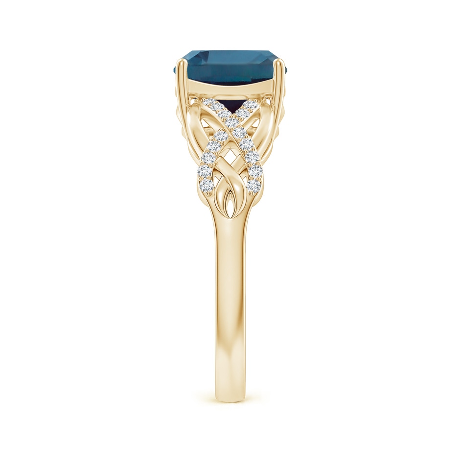 8mm Labgrown Criss Cross Shank Cushion Lab-Grown Alexandrite Engagement Ring in Yellow Gold side 299