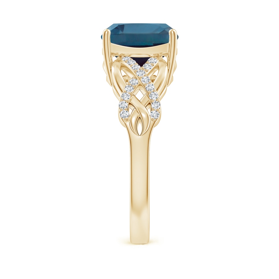 9mm Labgrown Criss Cross Shank Cushion Lab-Grown Alexandrite Engagement Ring in 18K Yellow Gold side 299