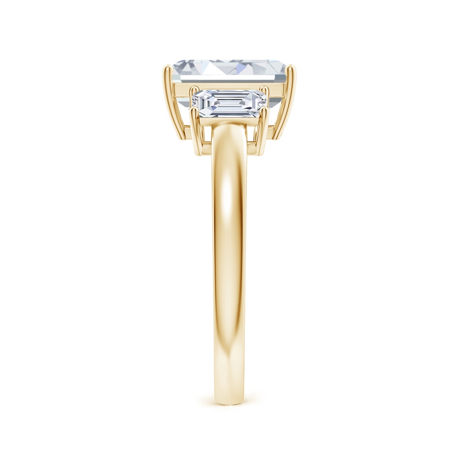 9x7mm FGVS Lab-Grown Emerald-Cut Diamond Three Stone Ring in Yellow Gold side 299