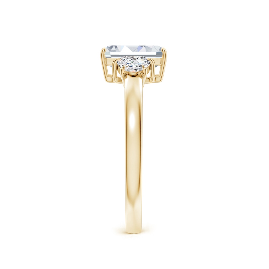 8x6mm FGVS Lab-Grown Emerald-Cut and Half Moon Diamond Three Stone Ring in Yellow Gold side 299