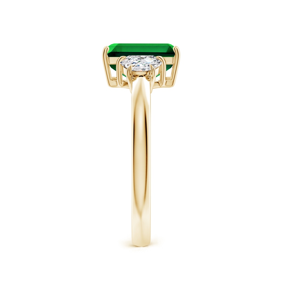 9x7mm Labgrown Lab-Grown Emerald-Cut Emerald and Half Moon Lab Diamond Three Stone Ring in 9K Yellow Gold side 299