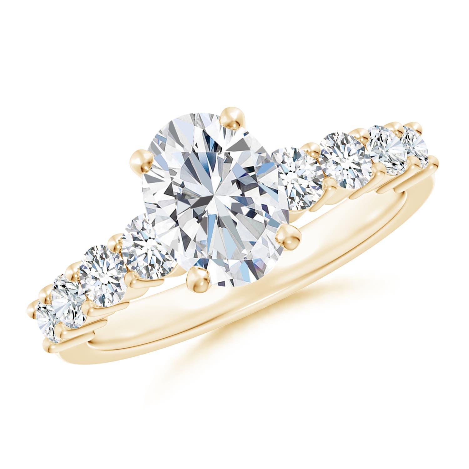 8.5x6.5mm FGVS Lab-Grown Solitaire Oval Diamond Graduated Engagement Ring in 18K Yellow Gold