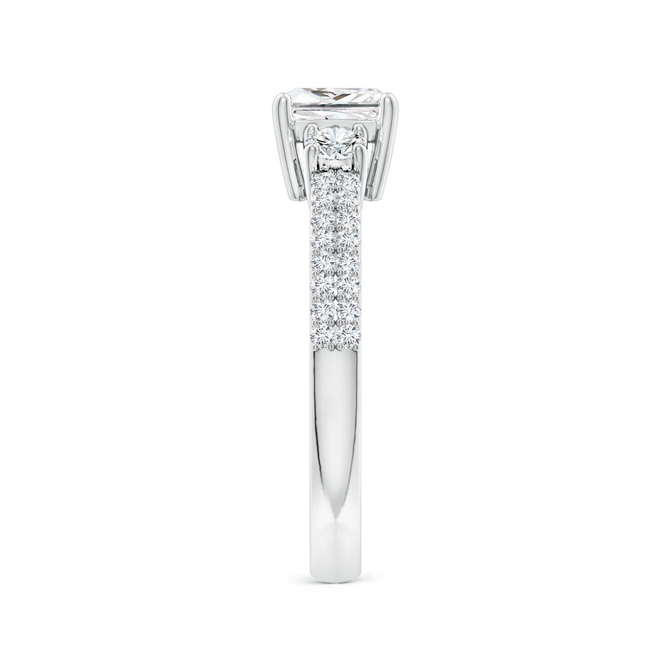 5.5mm FGVS Lab-Grown Princess-Cut Diamond Side Stone Knife-Edge Shank Engagement Ring in P950 Platinum side 299