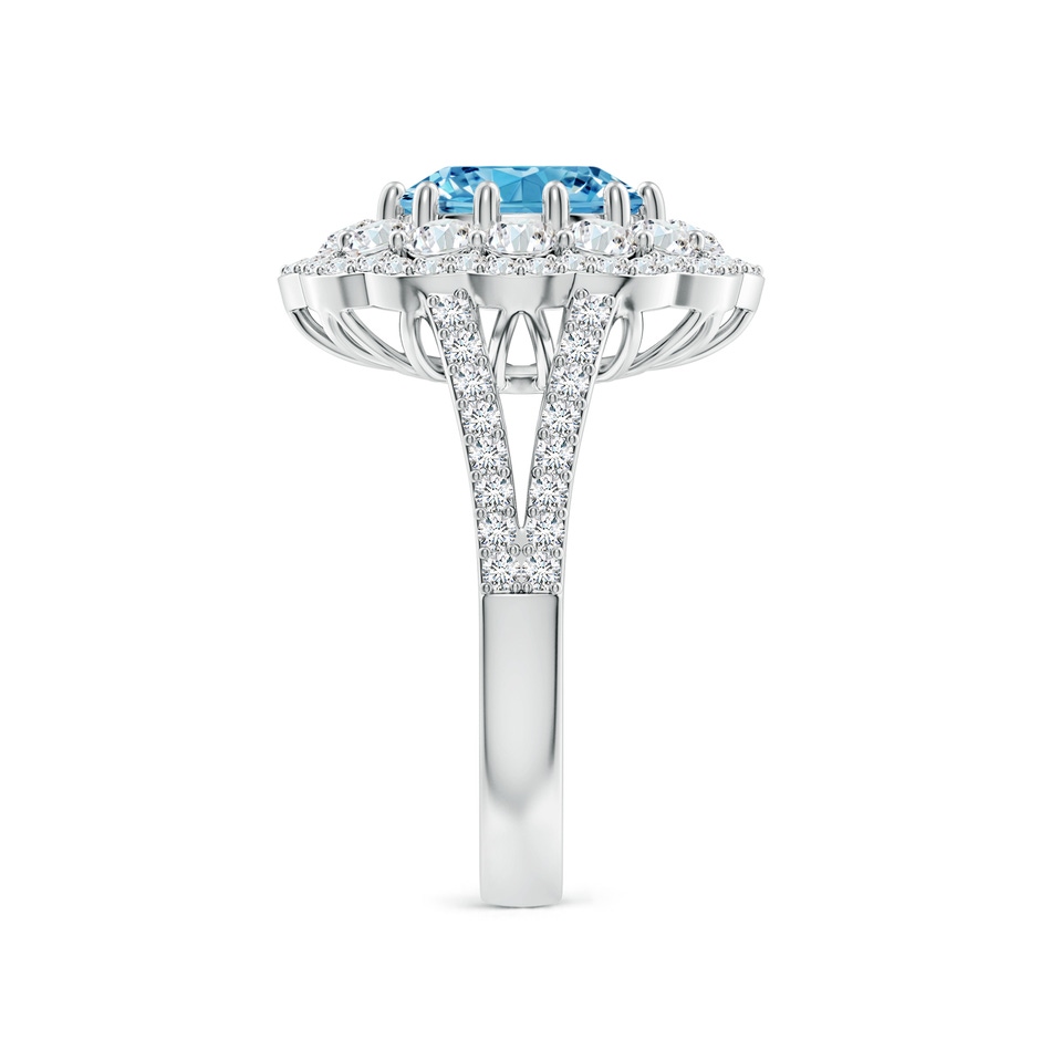 9x7mm Labgrown Oval Lab-Grown Diamond Floral Halo Split Shank Cocktail Ring in P950 Platinum side 299